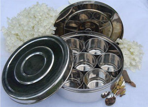 Saachi Stainless Steel Spice Box Indian Masala Dabba with 7 Spice Containers, Spoon and Double Lid Keeps Spices Fresh